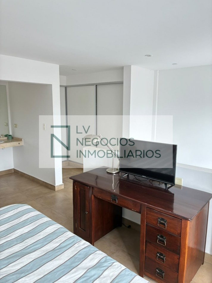 Departamento/Duplex Guemes 1600