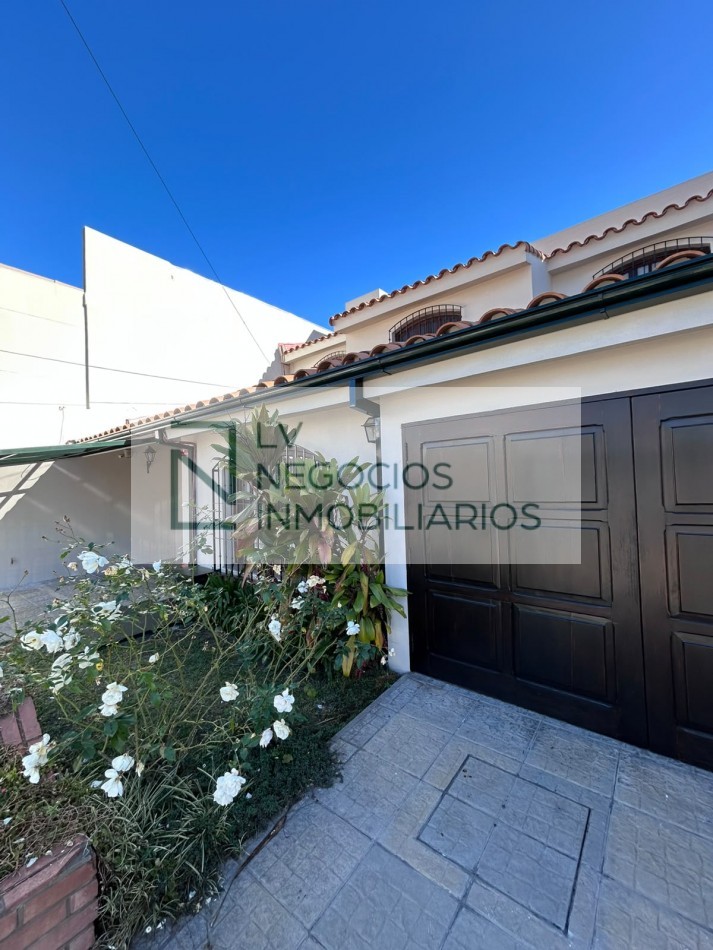 Casa Tres Cerritos