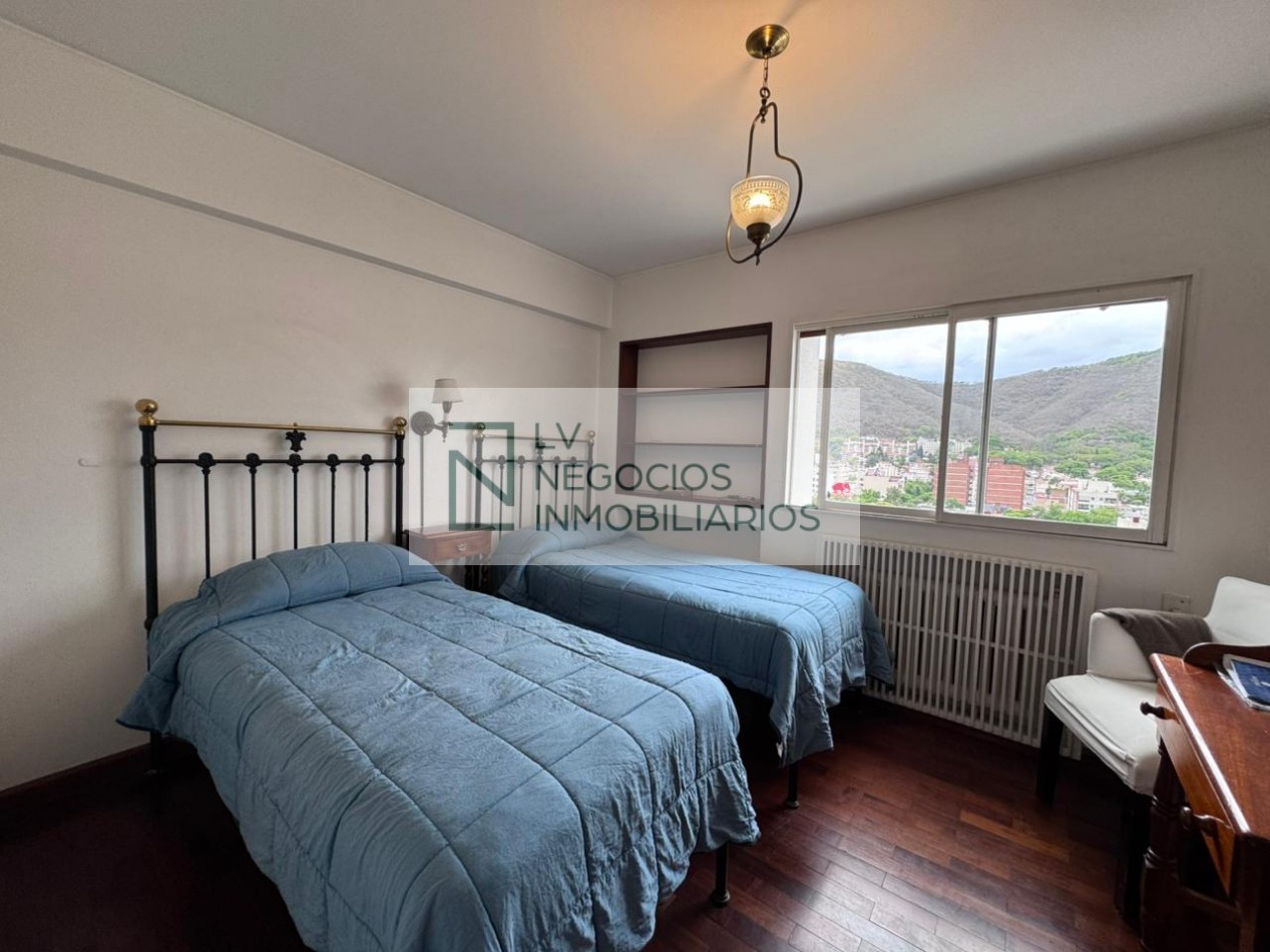 Departamento 3 dormitorios Dean Funes 500