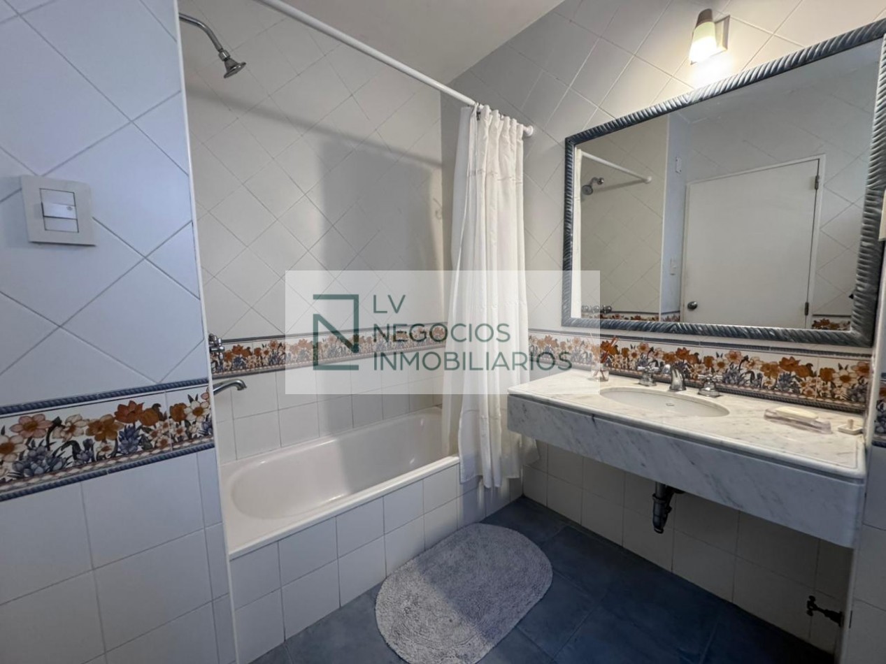 Departamento 3 dormitorios Dean Funes 500