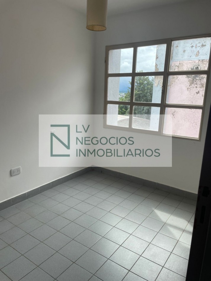 Departamento los Juncaros 350, Coperativa Bancaria