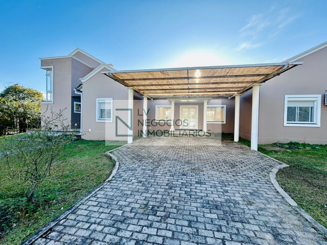 Casa Tipal