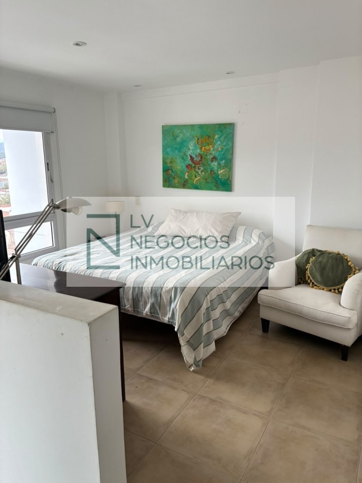 Departamento/Duplex Guemes 1600