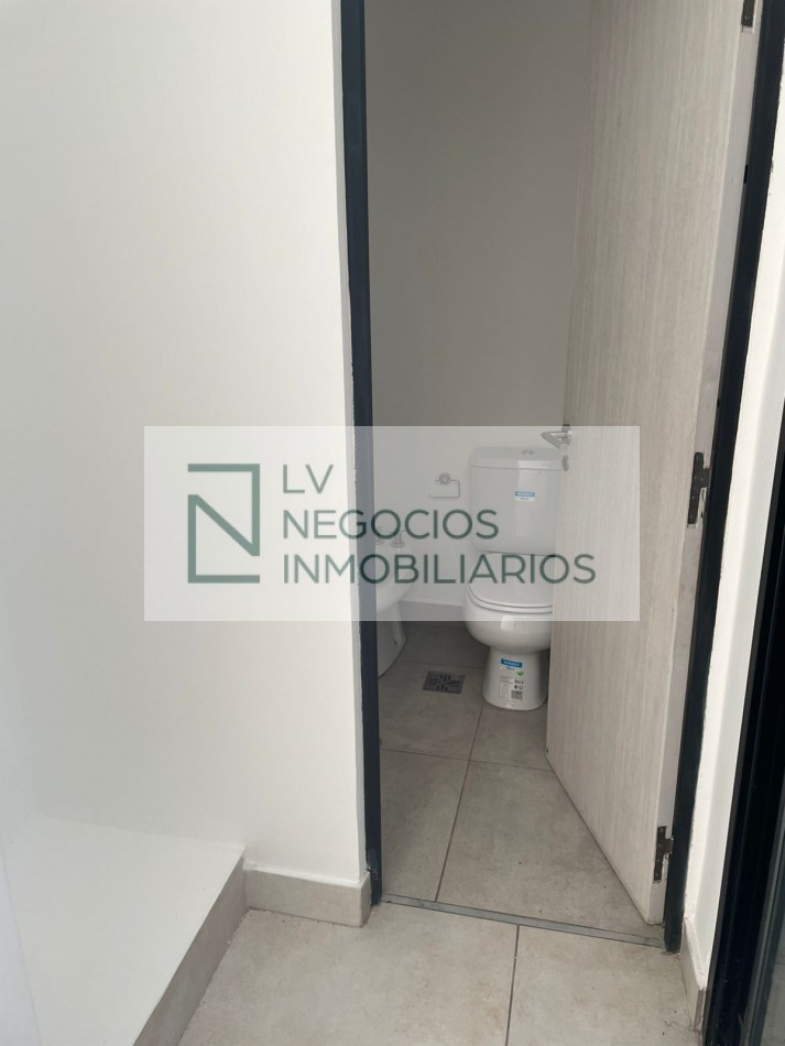 LOCAL 20 DE FEBRERO (ATRAS JUMBO)